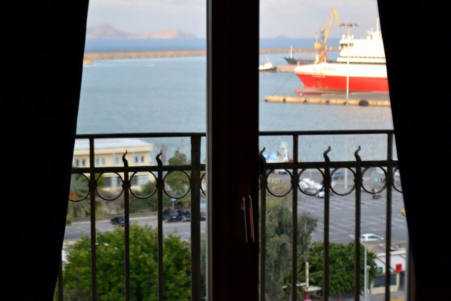 Gdm Megaron, Historical Monument Hotel